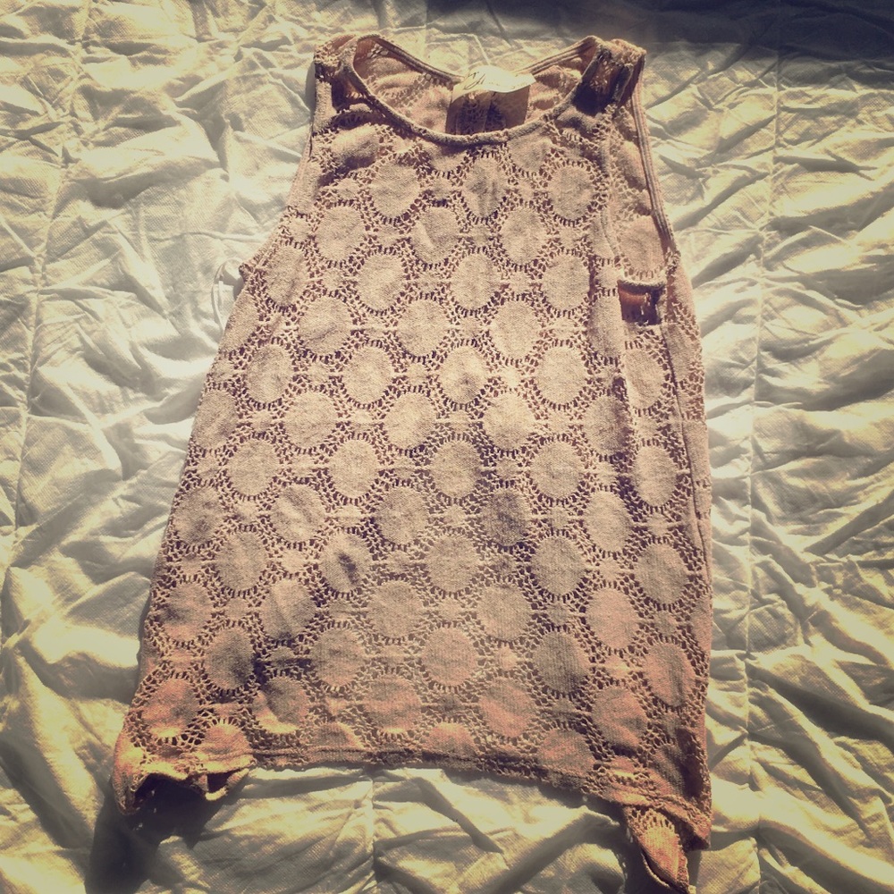 Lace netted tank top